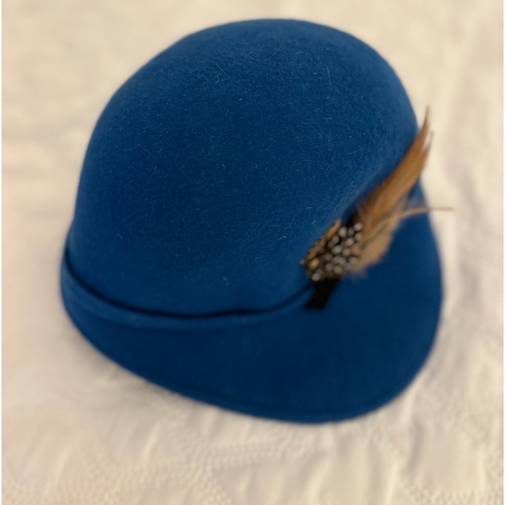 Magid Women's Blue Wool Bucket Hat w/feather accent vintage - Picture 2 of 8
